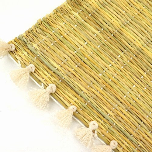 モロッコタッセル付きストローランチョンマット オフホワイト | マンゴロベ