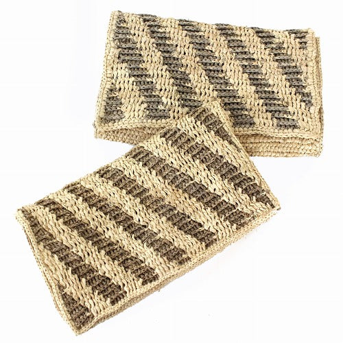 ラフィアかぎ編みポーチ 斜め柄 | マンゴロベ