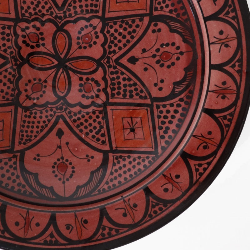 サフィ陶製飾り皿　ボルドーレッド