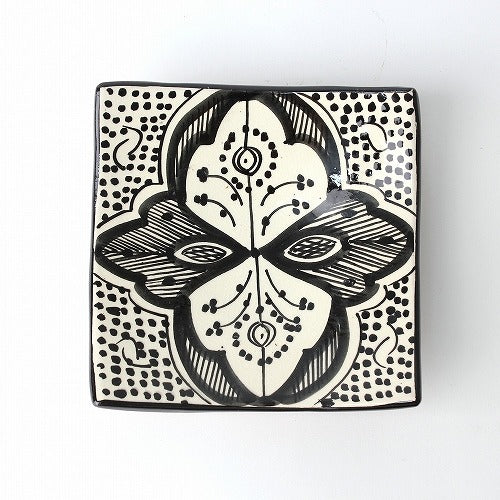 サフィ陶製飾り四角小皿 モノトーン
