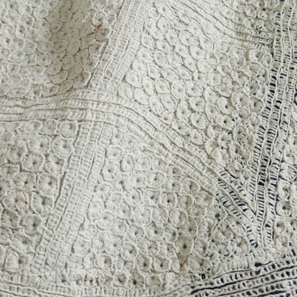 ハウサブーブー リガ（Riga）刺繍ローブ ナイジェリア伝統衣装  【実店舗在庫品】