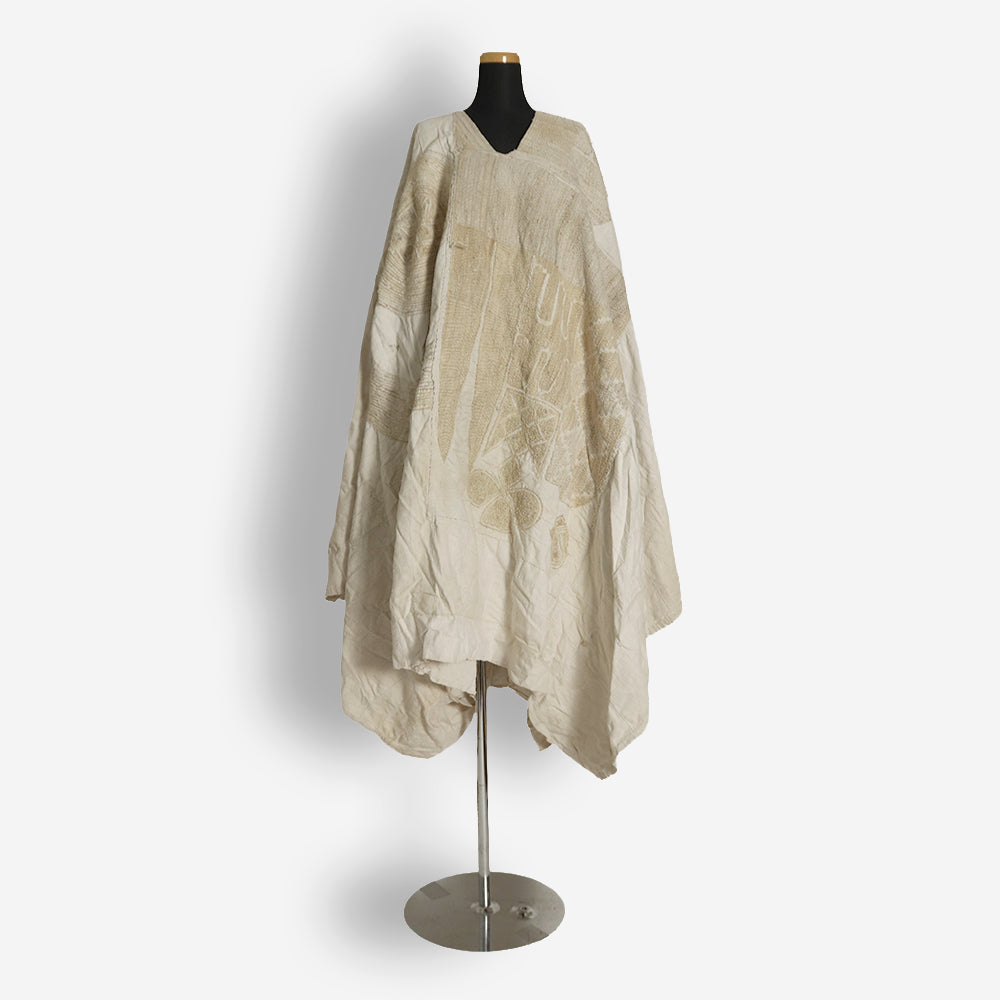 民族衣装 | マンゴロベ