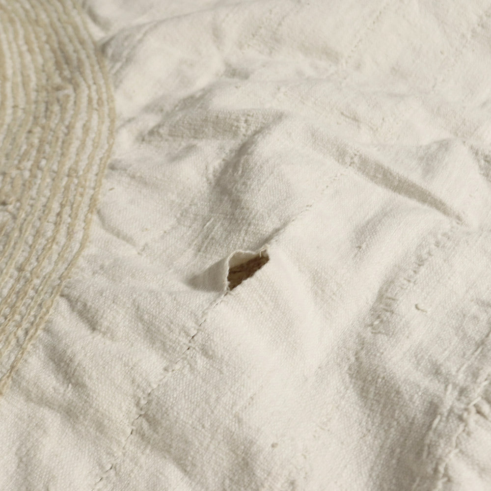 ハウサブーブー リガ（Riga）刺繍ローブ ナイジェリア伝統衣装 CZ23001