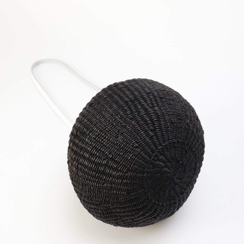 ニャリガバスケット ぷっくりミニカゴ 白革ショルダー 黒