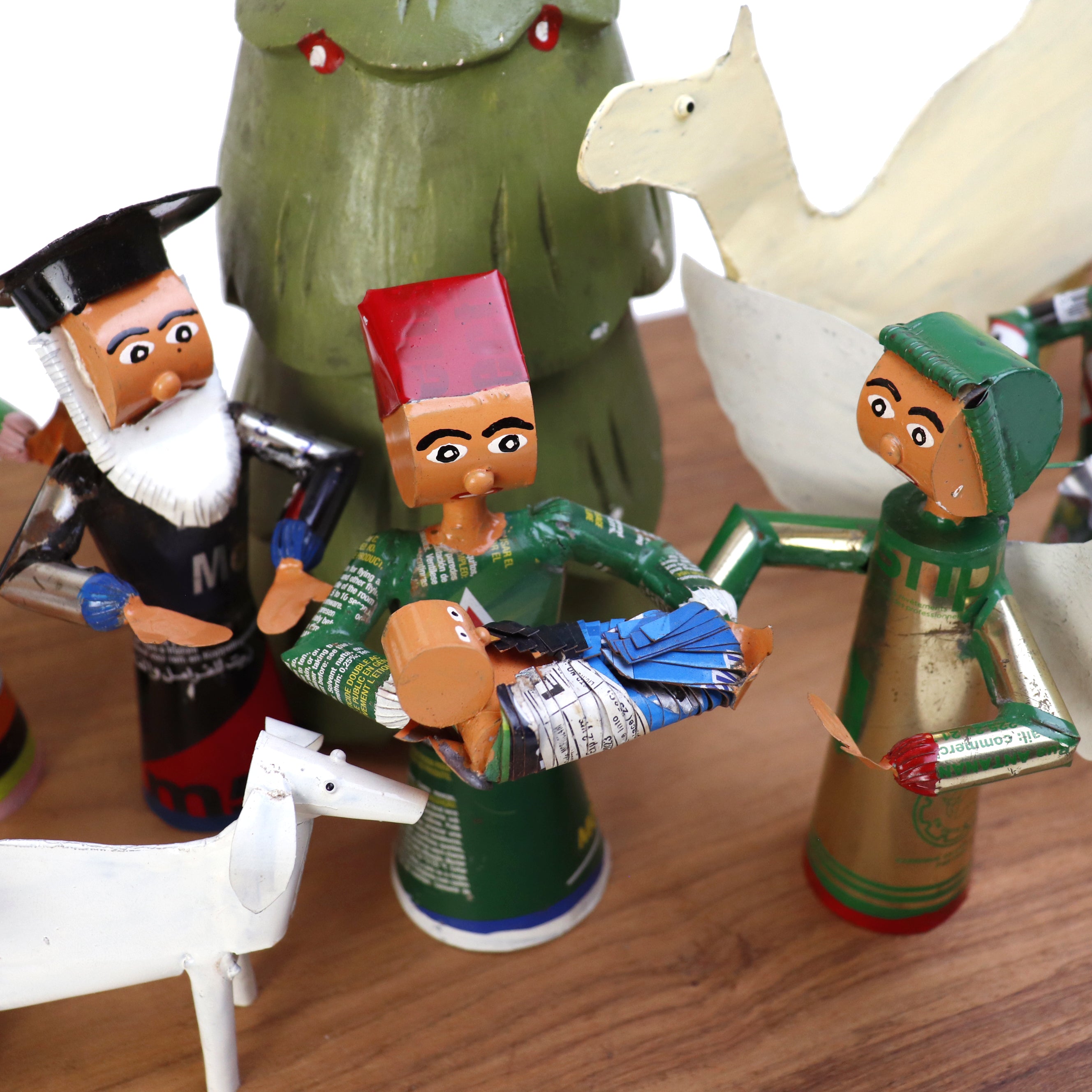 ブリキ キリスト生誕セット 9体 | マンゴロベ