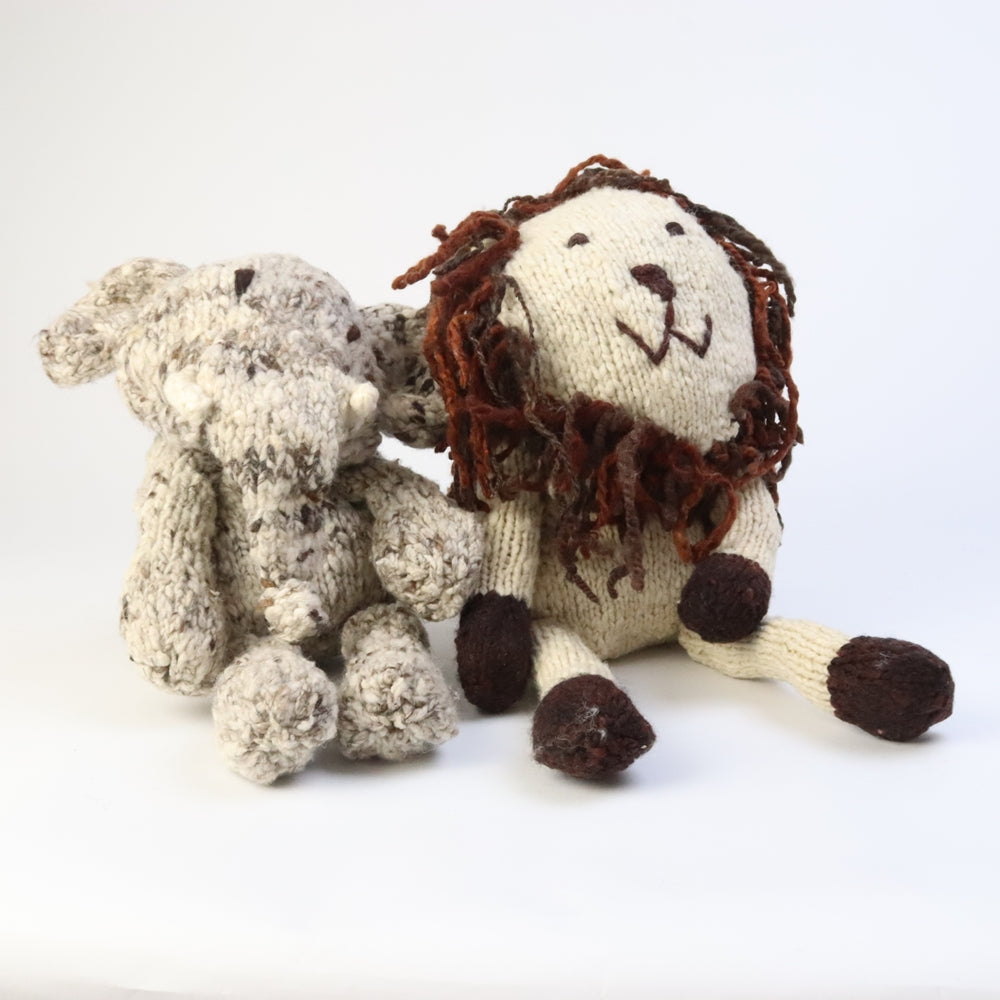 ケナナKENANAKNITTERSウールおすわり動物中ライオン