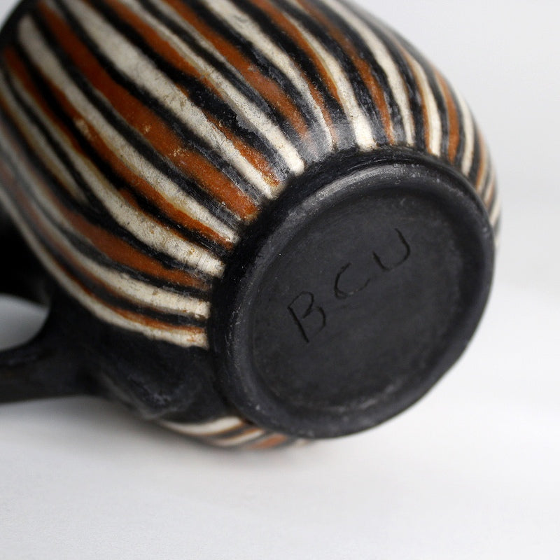 ムコノビエンタロ陶器 カップ 大 0300 トライアングルモノクロ