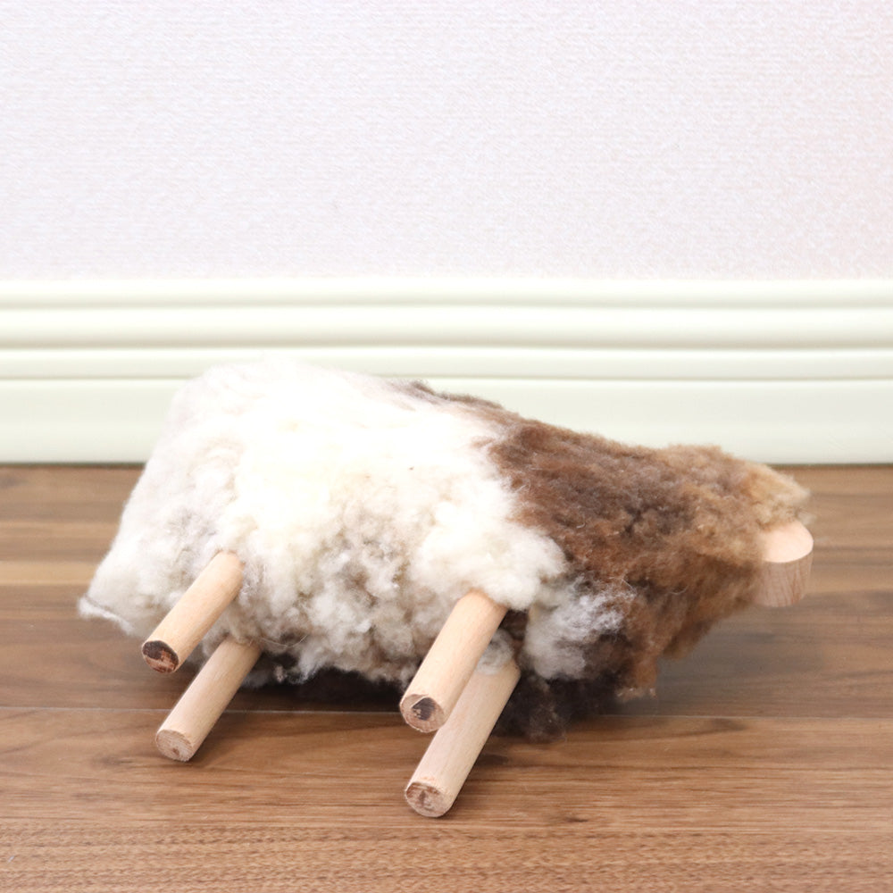 ふわふわヒツジ置物 ミニ三毛 18CM