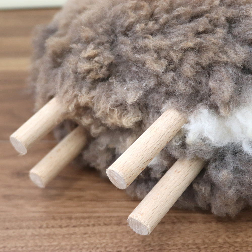 ふわふわヒツジ置物 ミニ茶白 18CM