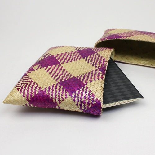 ブザカすっぽりポーチ　通帳　カラー