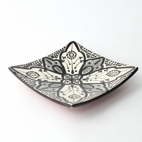 サフィ陶製飾り四角皿 モノトーン