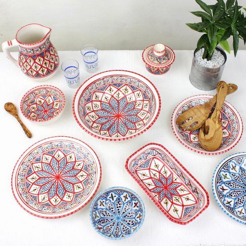 スラマ チュニジア製陶器 手描き四角平皿 22cm 赤